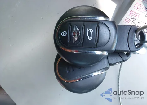 2020 Mini Countryman Cooper z USA, uszkodzony, nr VIN WMZYW3C01L3L20364